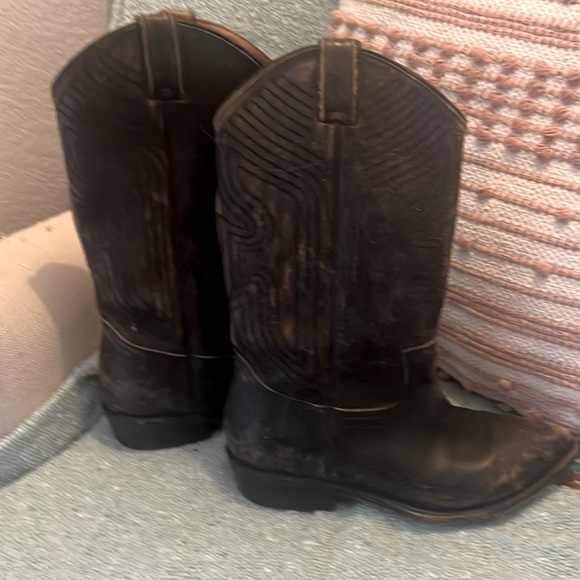 FRYE - Picture 4 of 6